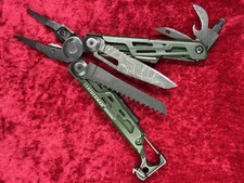 Leatherman Signal Green/Black 11 Tool Multi-Tool Topo Blade No Sheath 2022 (492)