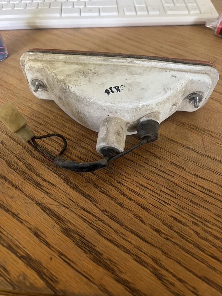 A41. 1979 Honda Accord Turn Signal - Image 3 of 4