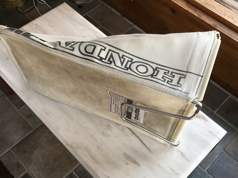 Honda HR215 HR214 Lawn Mower 81157VA3003 FABRIC, GRASS BAG 81158VA3