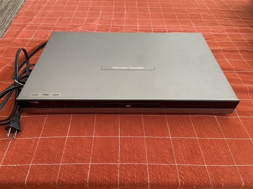 Lettore DVD Harman/Kardon modello 37. Funziona benissimo.
