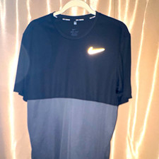 Nike Dri-FIT Men's Black Short Sleeve Crew Neck T-Shirt with Swoosh Logo-NWOT