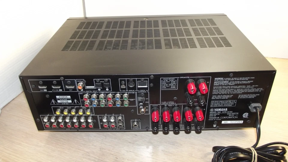 Won't stay on - for repair Yamaha HTR-6130 5.1-Channel Natural Sound AV Receiver - Image 3 of 4