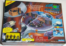 Playmates Star Trek NG Innerspace U.S.S. Enterprise NCC-1701 D Mini Playset NIB