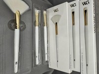 WAYNE GOSS White Gold Collection 3Pc Makeup Brush Set NEW In Box  #s 6 12 15