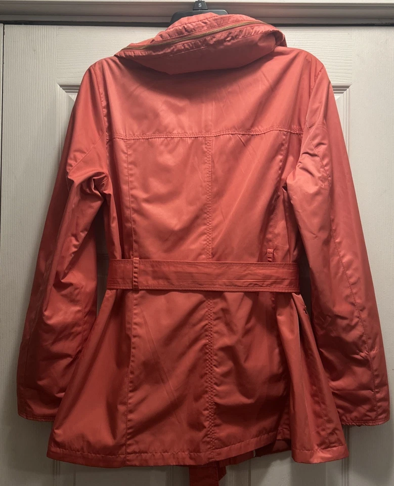 Ellen Tracy Rain Jacket Womens Medium Classic Belted Trench Coat Hidden Hood Zip - Image 4 of 4
