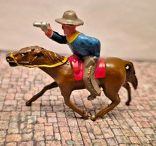 Vintage Lead / metal Figure Cowboy soldier Britains LTD Made In England