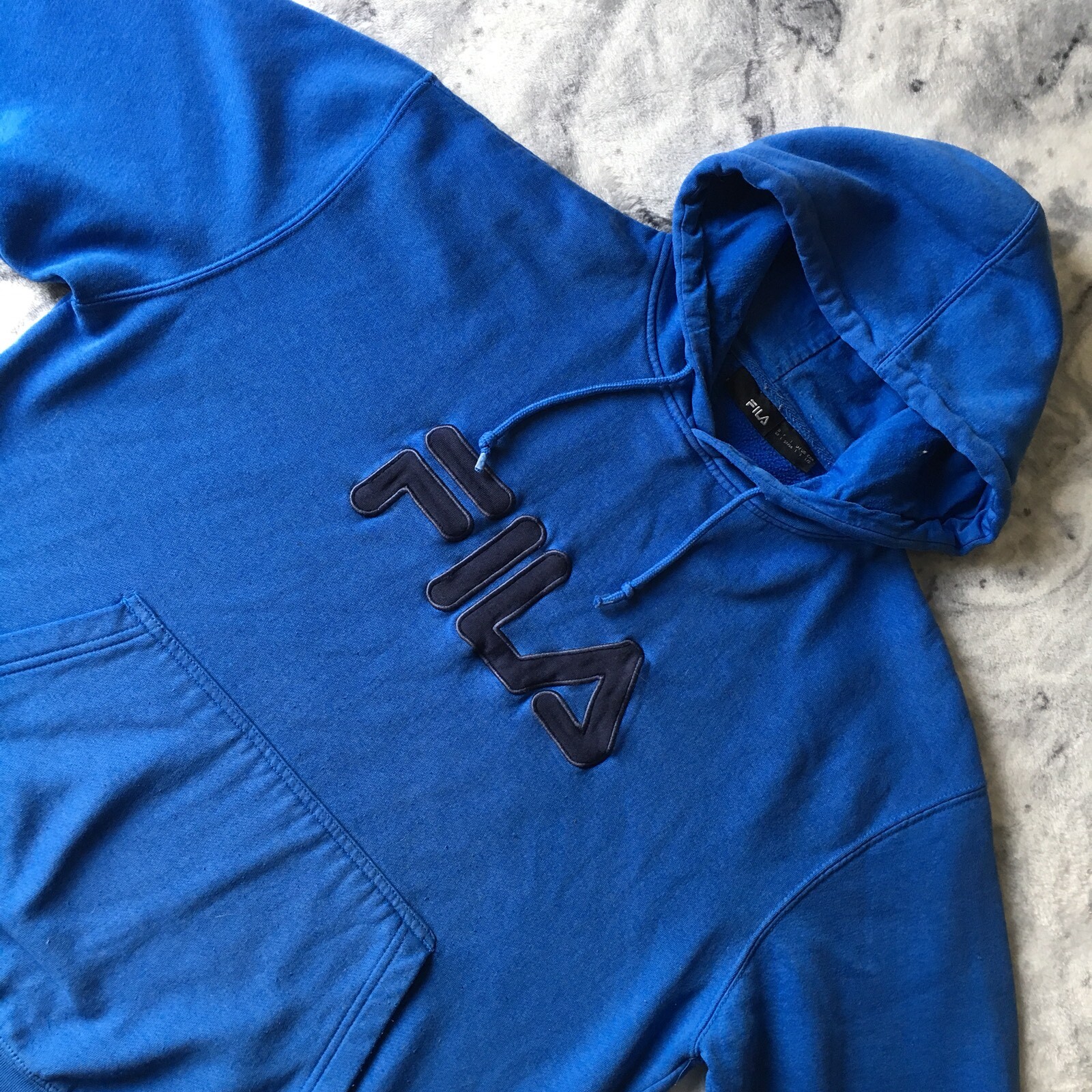 Felpa con cappuccio uomo Fila ricamata logo ortografico retrò blu cobalto L
