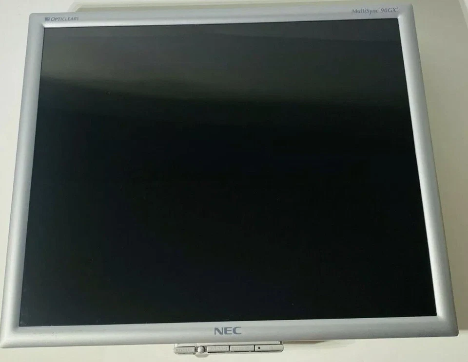 NEC MultiSync 90GX² 19" LCD Vintage Gaming Monitor 4ms Fast Response 1280x1024 - Image 4 of 4