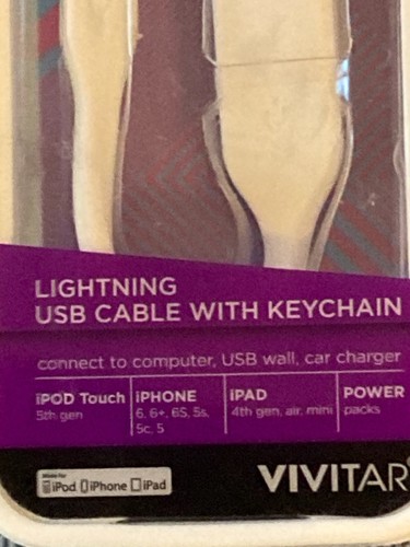 VIVITAR Charge Away USB Cable with Keychain for iPhone, iPad and iPod - Photo 2 sur 3