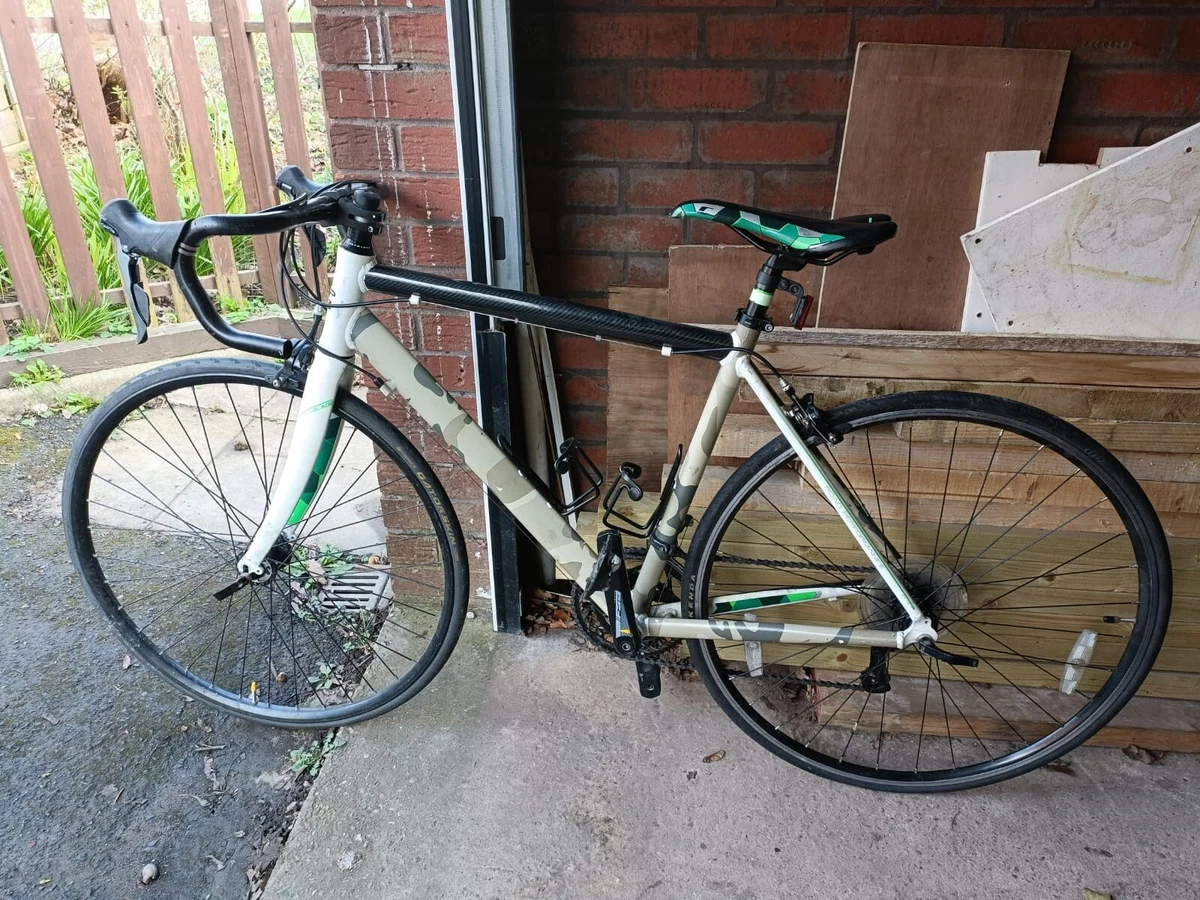 Wilier Triestina Frame size Medium wheel size 700c Road racing bike