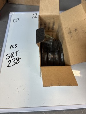 EIS Semi-Metallic Brake Pads, DE535 NOS  Division Of Standard Motor Products