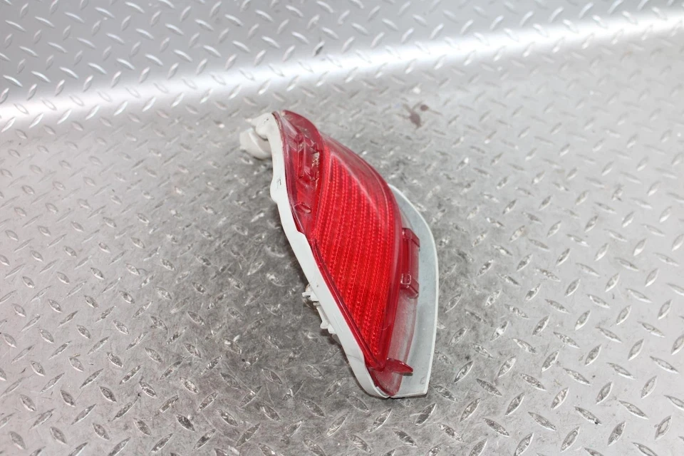 13-15 RX350 Rear Lower Bumper Driver Left LH Taillamp Taillight Unit Factory OEM - Изображение 4 из 4