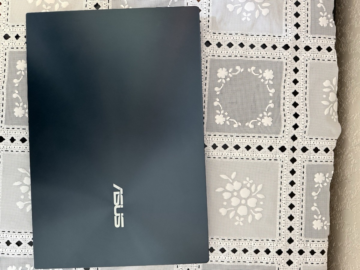 ASUS ZenBook Duo 14 UX482 14 ASUS ZenBook Duo 14 UX482 14