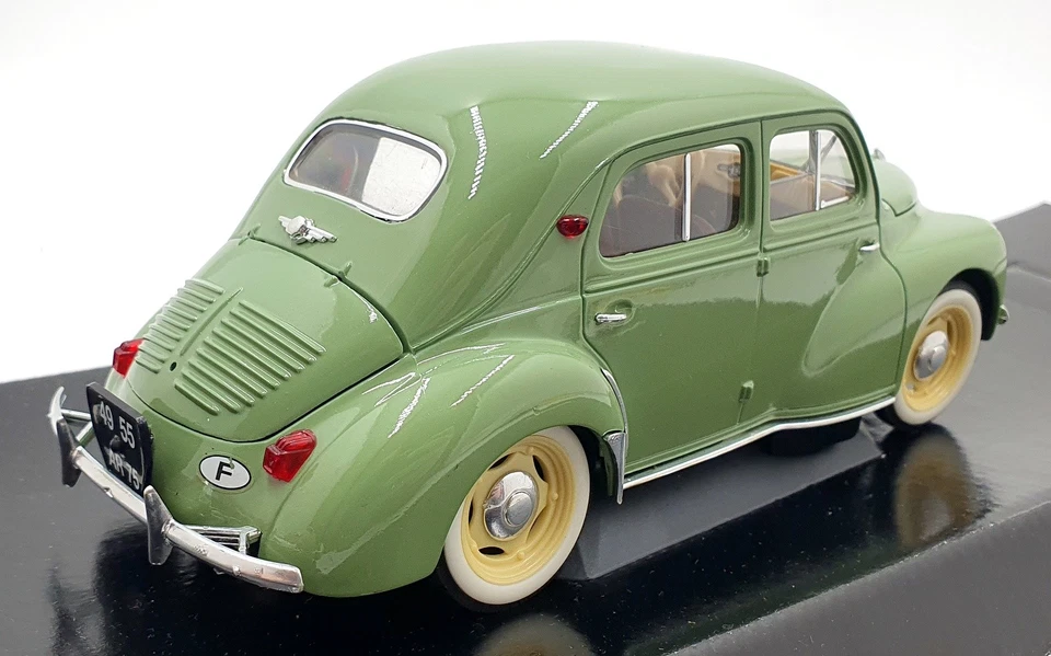 Solido 1/18 Scale Diecast 8203 - Renault 4 CV - Green - Image 2 of 4