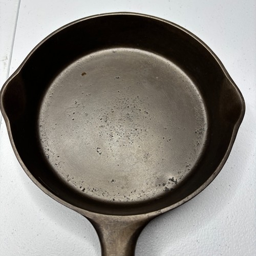 Vintage Wards Cast Iron Montgomery Ward #1431 Skillet SITS FLAT RESTORED - Picture 7 of 7