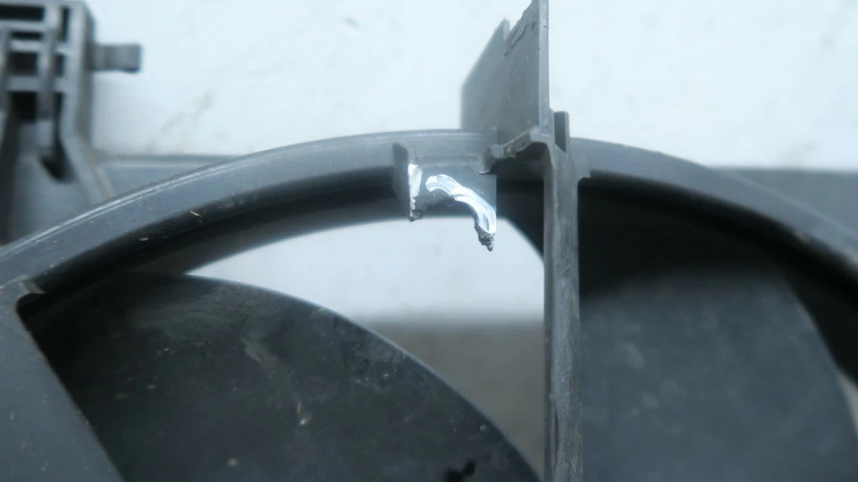 Ford Fiesta ST 2015 1,0 gasolina MK7 radiador ventilador de refrigeración C1B18C607ae ref9006 Foto 4 de 4