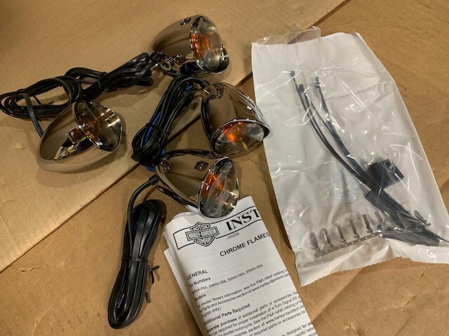 HARLEY-DAVIDSON TURN SIGNAL KIT FLAMES SMO 69945-08A NEW OEM 69945-08A