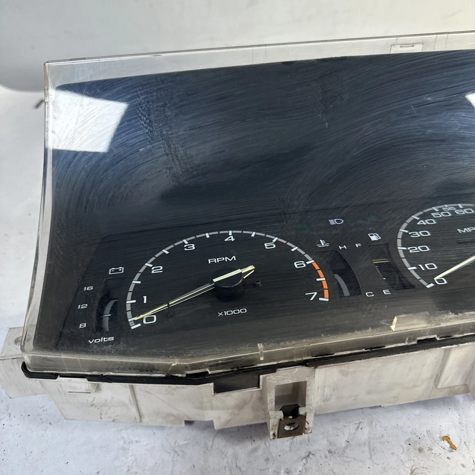 93-94 Isuzu Amigo Pickup Instrument Speedometer Cluster Gauge A6 Foto 2 de 4