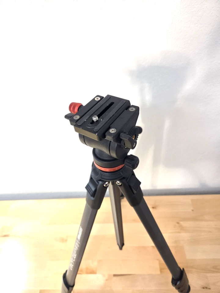 Trípode de aluminio Sunpak VideoPro 6240DLX 62" - CAJA ABIERTA - GRADO B Foto 3 de 4