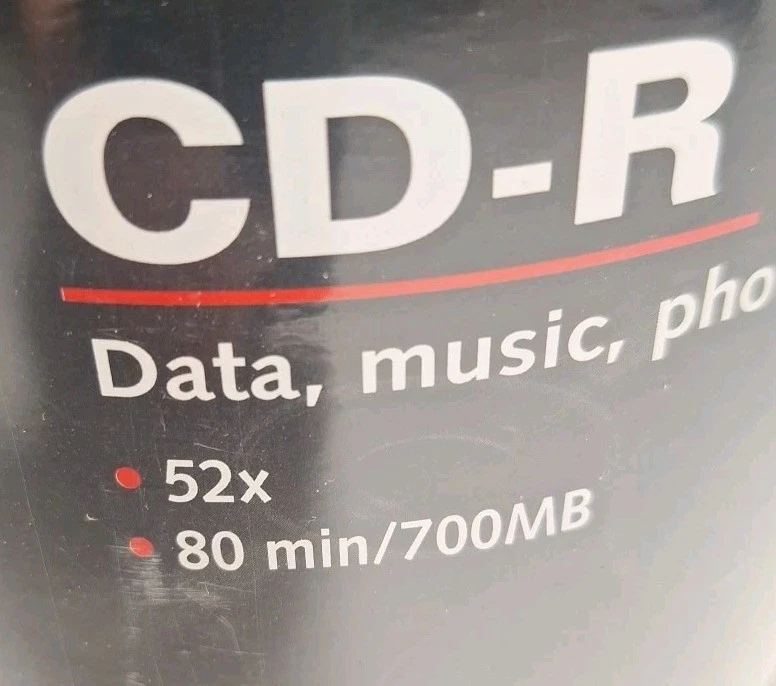 Innovera DVD+R Discs 52x 80 Min /700 MB 100 Pack IVR-77990 New Sealed - Image 4 of 4