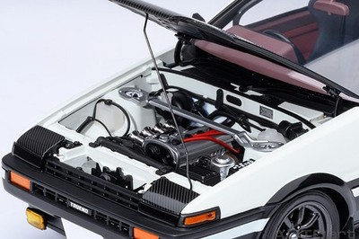 AUTOART 78787 1:18 TOYOTA SPRINTER TRUENO AE86 INITIAL D PROJECT D