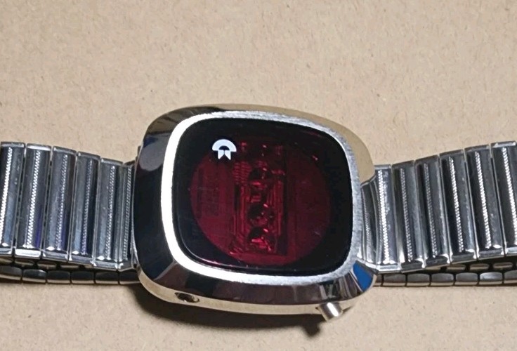 1970s Commodore CBM Computer Watch Stainless Supe… - image 7