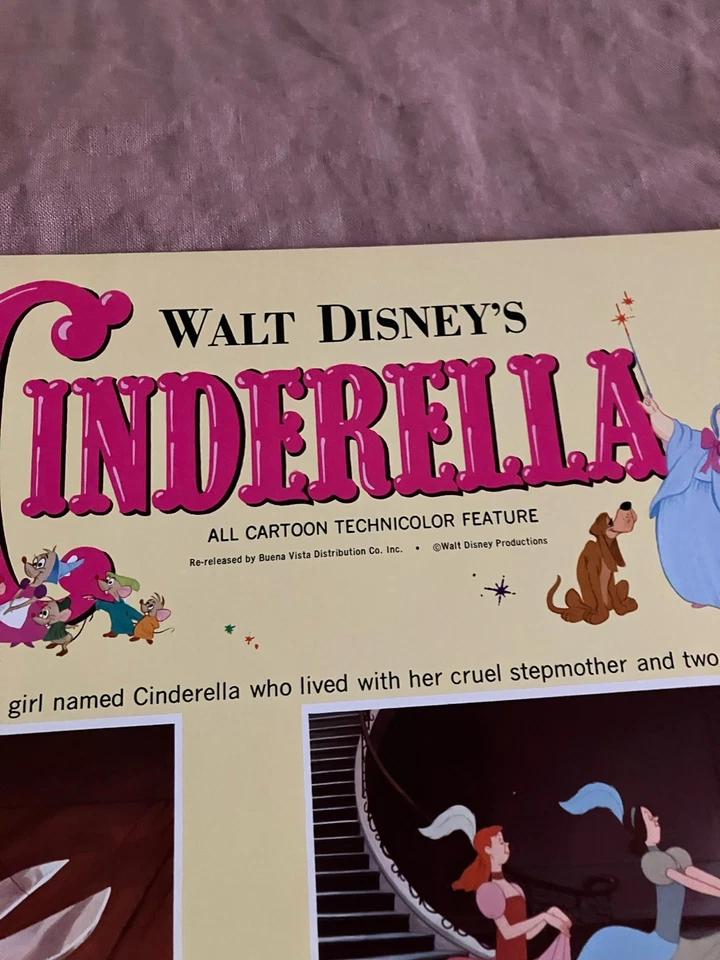 Cartel de Cenicienta Auténtico Walt Disney R65/120 Cartón Ligero 14x22 Foto 4 de 4