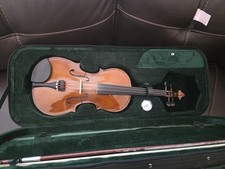 Acoustic Violin Brown Varnish Finish 4 Strings Right Handed Chinrest Hard Case