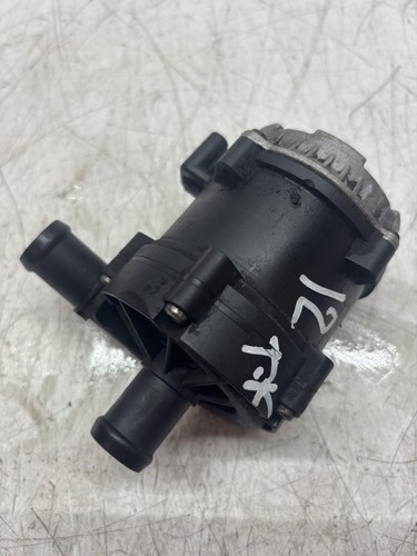 Wasserpumpe Für VW Audi Golf VII A3 2,0 TDI DGCA DGC 04L965567A