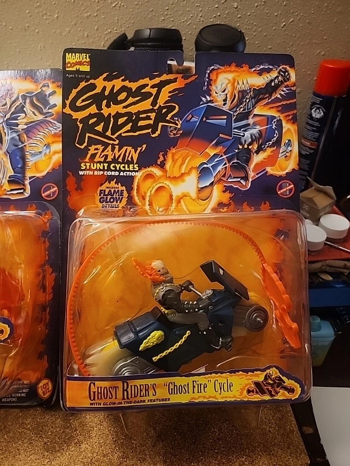 Ghost Rider Flamin' Stunt Cycles Ghost Fire Cycle & Vengeance Steel Cycle  Foto 2 de 4