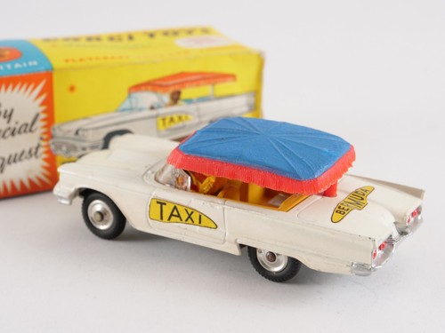 Corgi N º 430 Ford Thunderbird Bermuda Taxi en Caja 1/43 - Imagen 8 de 14
