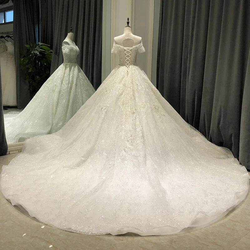 Vestidos de novia de lujo línea A novia manga corta apliques de encaje vestidos de novia Foto 2 de 4