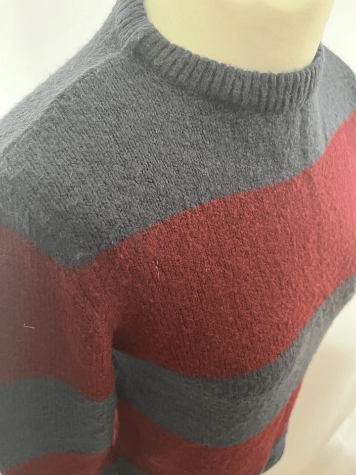 Camiseta Atmosphere cinza listrada vermelha malha tamanho 10 - Imagem 2 de 4