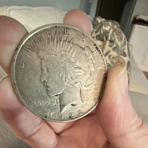 1922 Peace Dollar $1 Silver Coin Philadelphia Business Strike KM#150