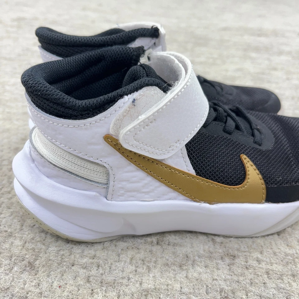 Zapatillas Nike Team Hustle D 10 Zapatos Talla 13C DD7302-102 Negro Blanco Dorado Foto 3 de 4