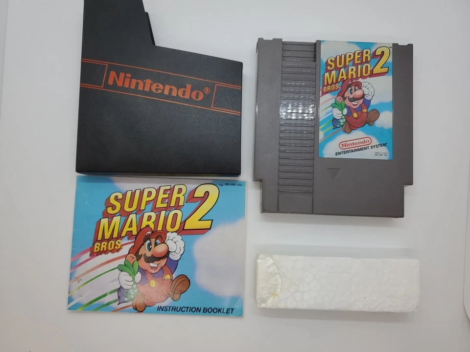 Super Mario Bros 2 Nintendo NES | Complete CIB  w/ Manual | Case Protector  - Image 3 of 4