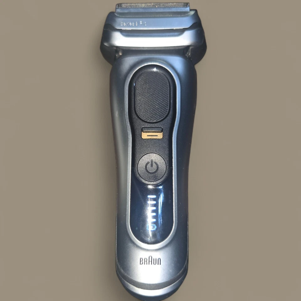 Kit de afeitado eléctrico Braun Series 9 PRO+ 9599cc Foto 2 de 4