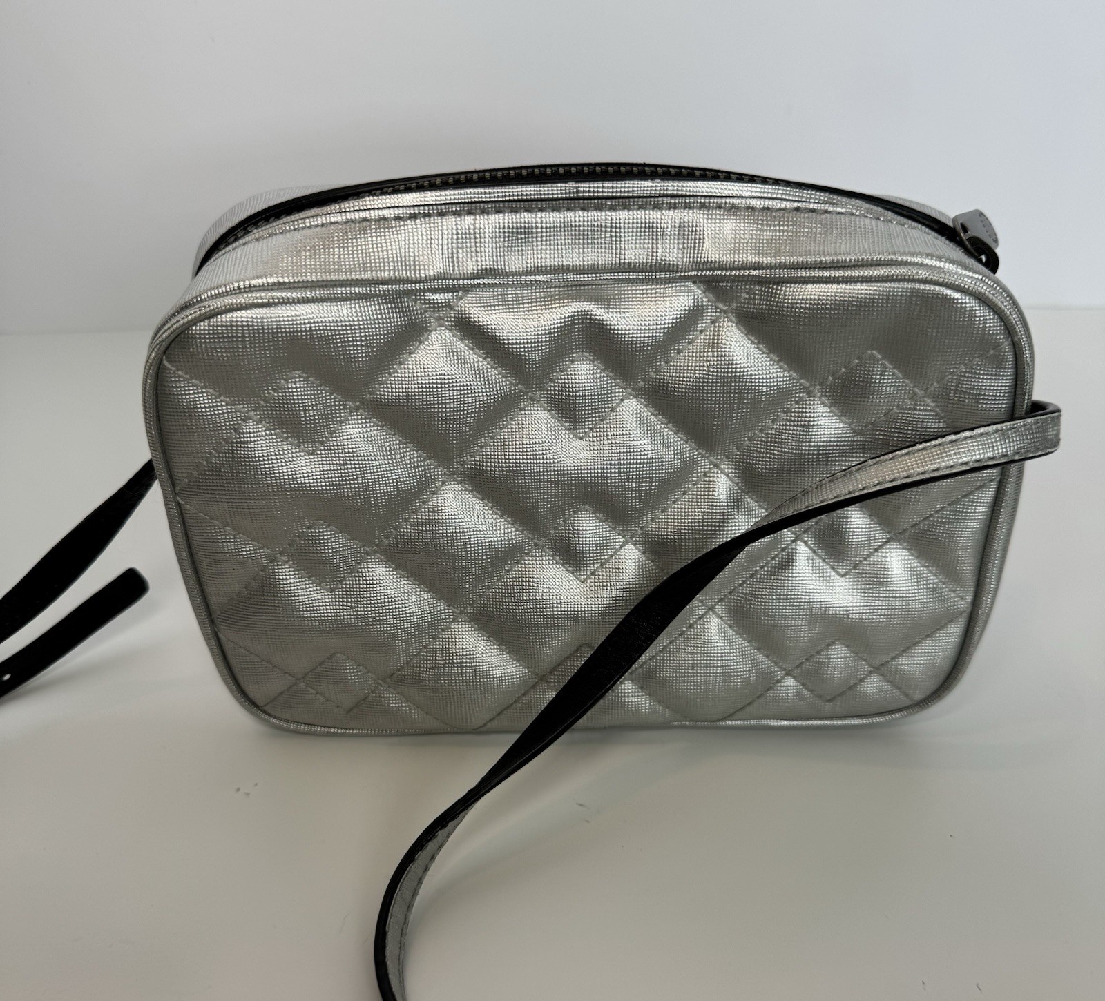 Marc By Marc Jacobs Textured Quilted Crossbody Mini Bag Purse Silver Sally image 4