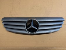 Mercedes 209 CLK 270 CDI 2003 Front Radiator Grill 2098800183 7246 e11652