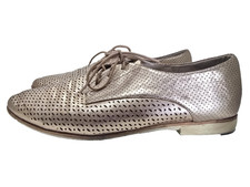frankie4 beth metallic rose gold laser cut leather lace up shoes flats size 12