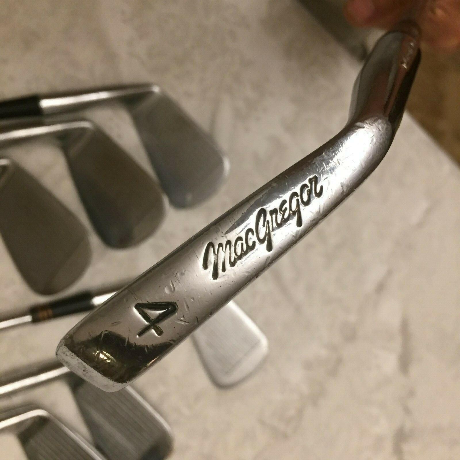 Fer 8 MacGregor Colokrom - Droitier, Shaft Acier Regular, Grip Neuf - Reconditionné