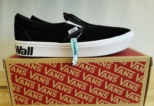 vans comfycush slip on black
