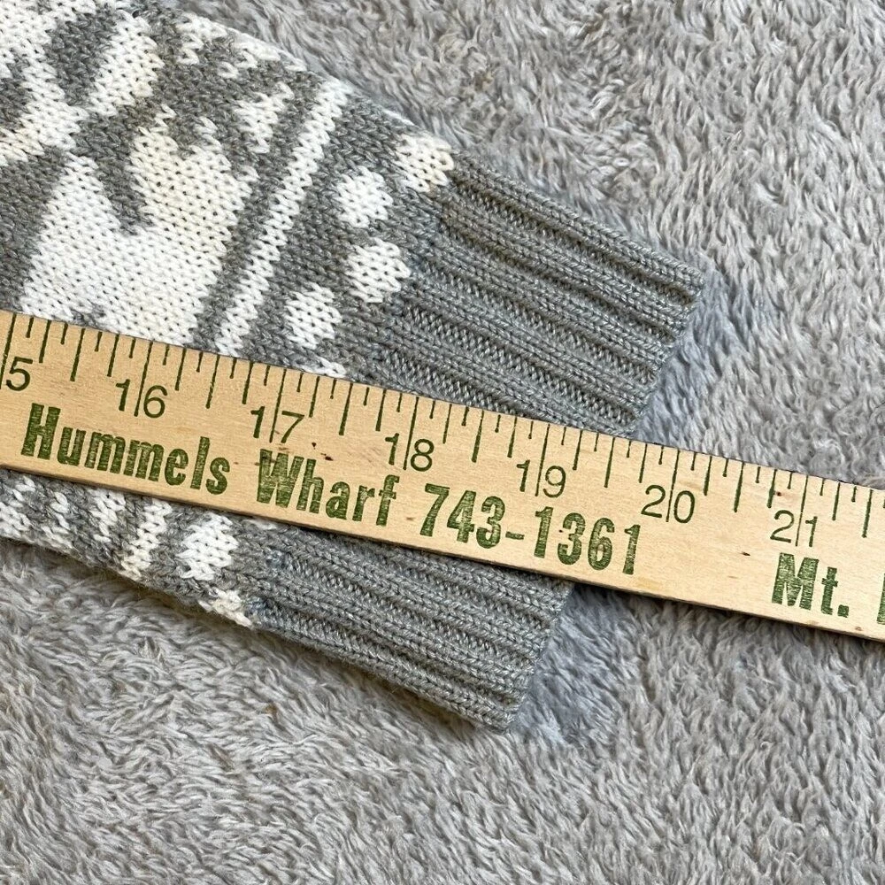 Derek Heart Womens Christmas Ugly Sweater Pullover Snowflakes L Gray Ribbed