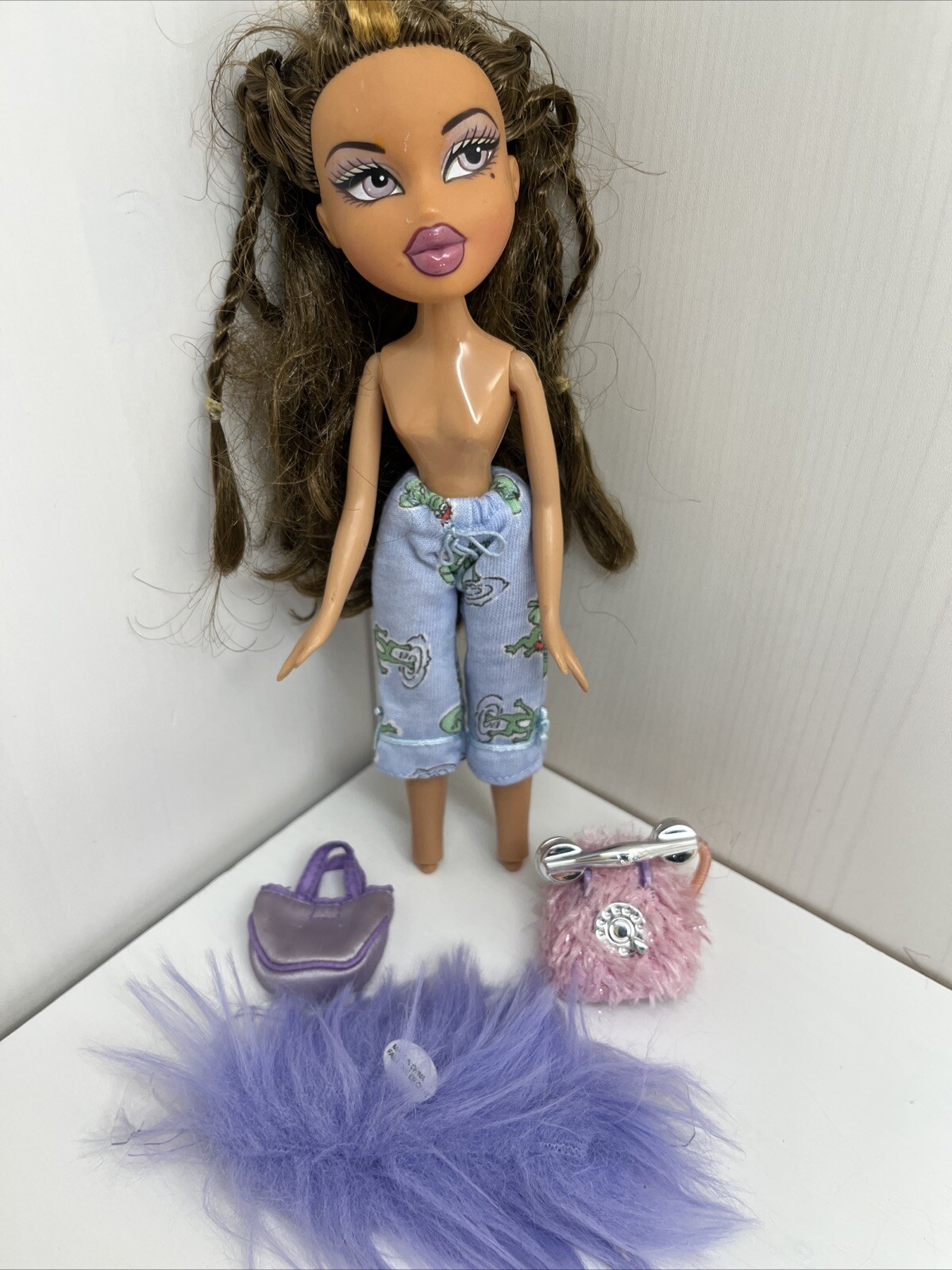 Vintage Bratz Yasmin Slumber Party Doll with Accessories No Shoes