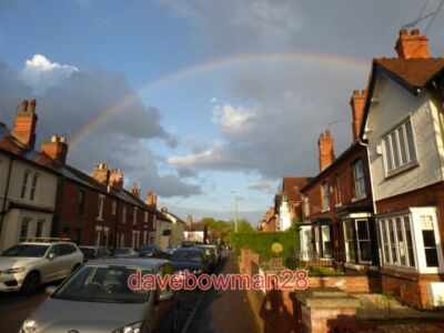 FOTO AVENUE ROAD ASHBY-DE-LA-ZOUCH AUFGENOMMEN KURZ NACH EINEM LEICHTEN SCHAUER IM E