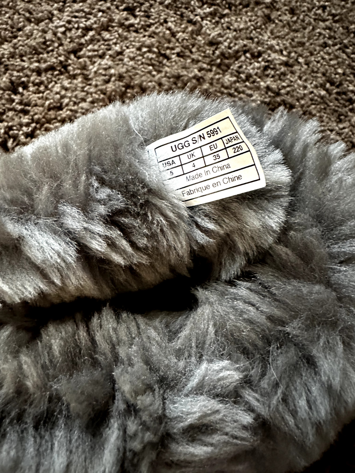 UGG Bailey Button Gray Size 5 - image 7