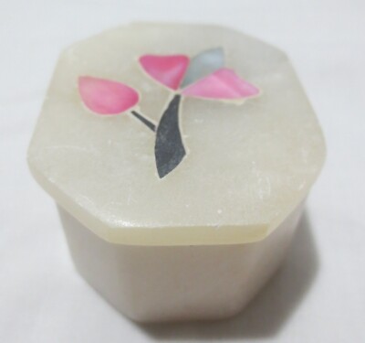 Vtg Carved Small Hexagon Soapstone trinket/ring box Inlay pink mother of pearl