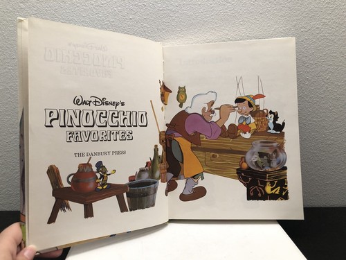 Walt Disney Pinocchio Favorites Story Picture Book Vintage 1973 Danbury English - Picture 7 of 8