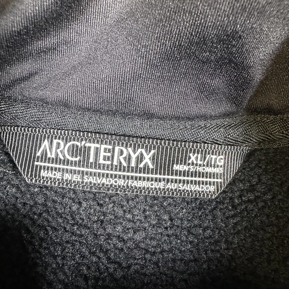 Arc'teryx Fleece Vest Mens XL Black Full Zip Stretch Softshell Zip Pockets Logo - Image 4 of 4