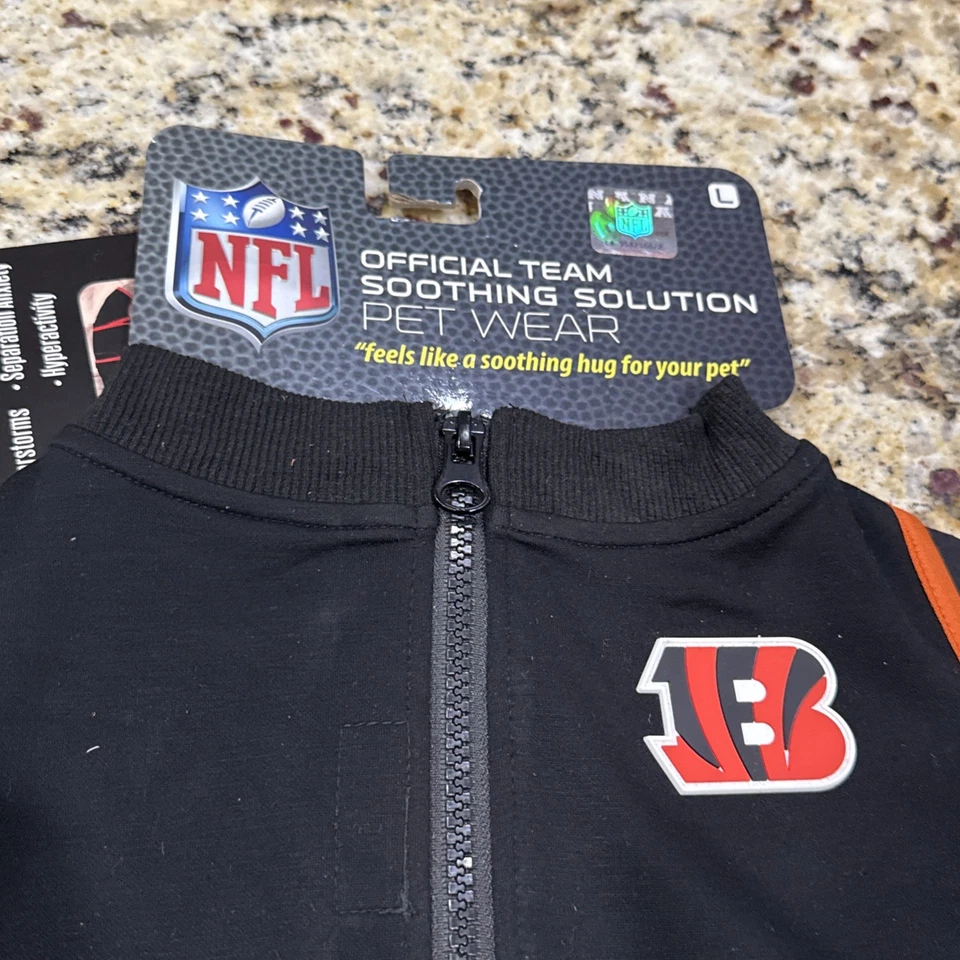 NFL Dog Anxiety Shirt Calming Soothing Solution Vest for Dogs Large - Image 2 of 4